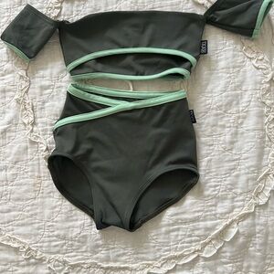 Tiger Friday Green Dance Set